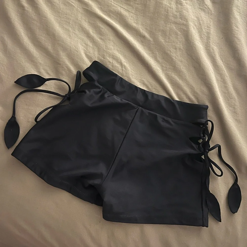 Benoa Swim Shorts - Picture 4 of 5